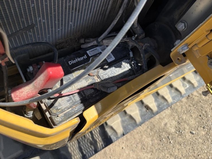 2020-deere-17g-image-35