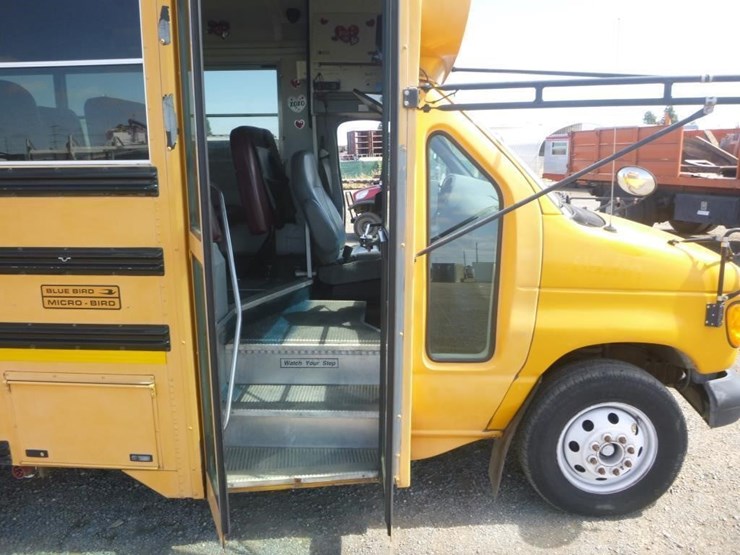 2006-ford-e450-image-8