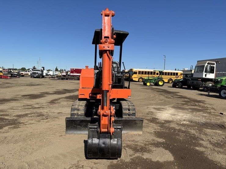 airman-hm20-hydraulic-excavator-image-6