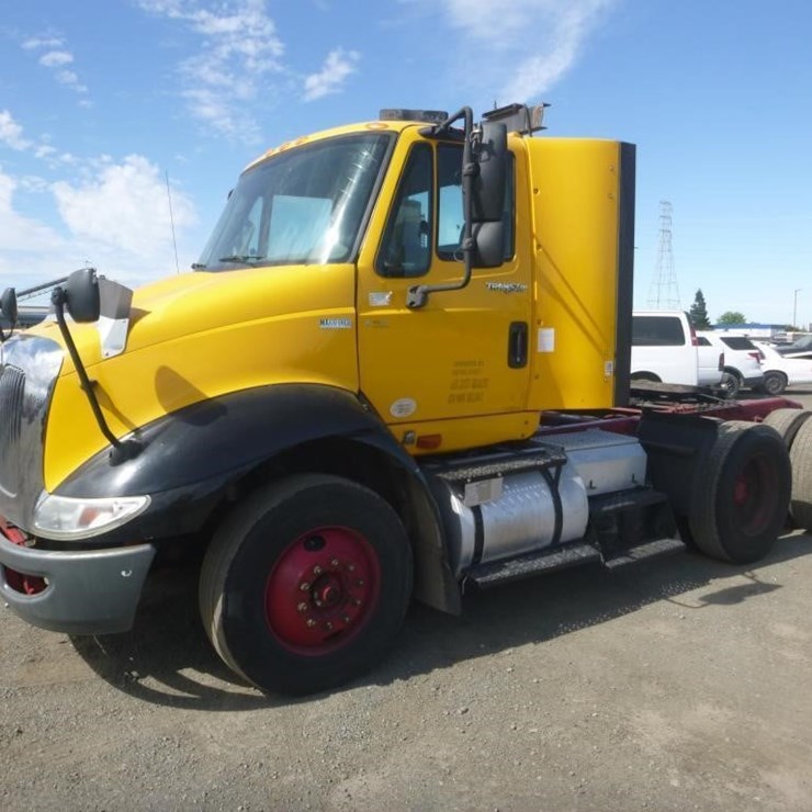2013 INTERNATIONAL 8600