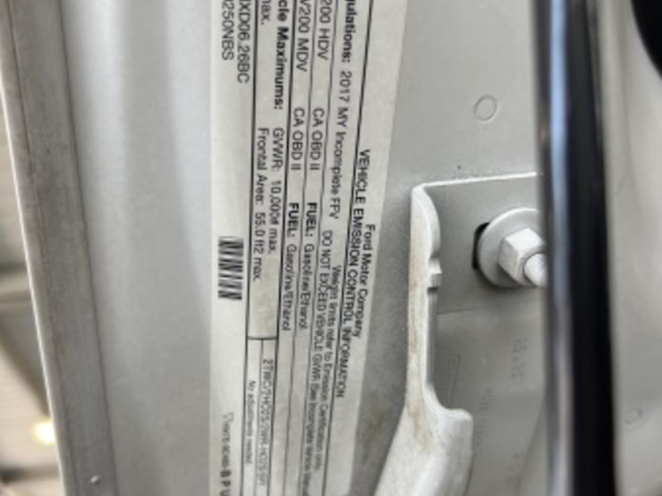 2017-ford-f250-image-10