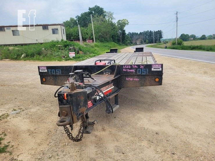 2015-interstate-heavy-duty-trailer-image-2