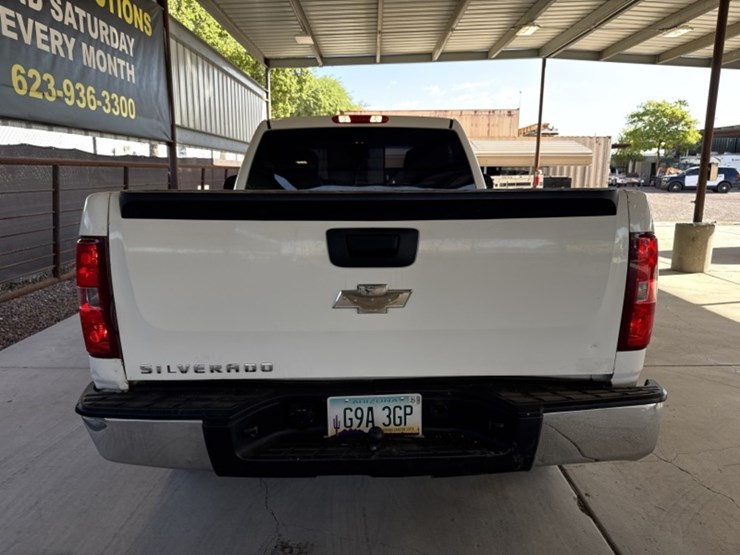 2011-chevrolet-silverado-1500-image-8