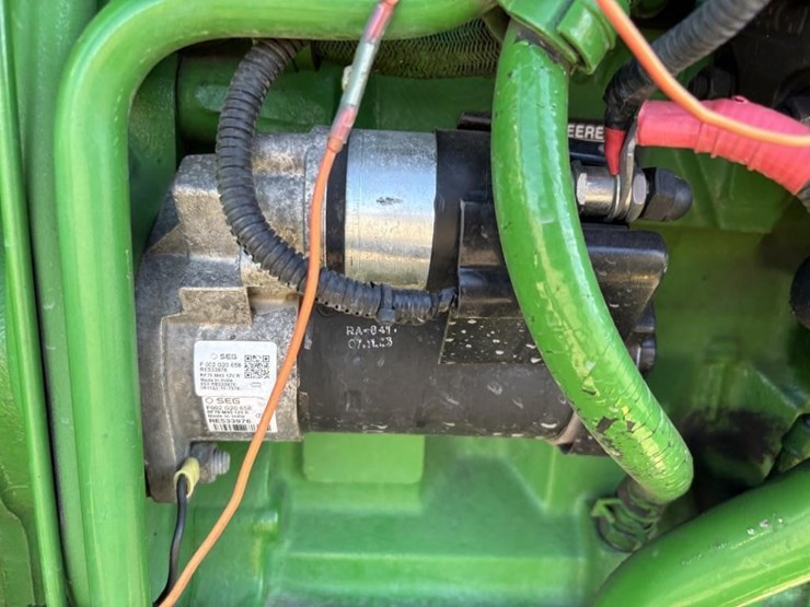 2016-john-deere-5055e-image-40