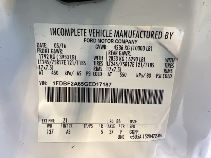 2016-ford-f250-image-15