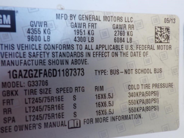 2013-chevrolet-express-3500-image-16