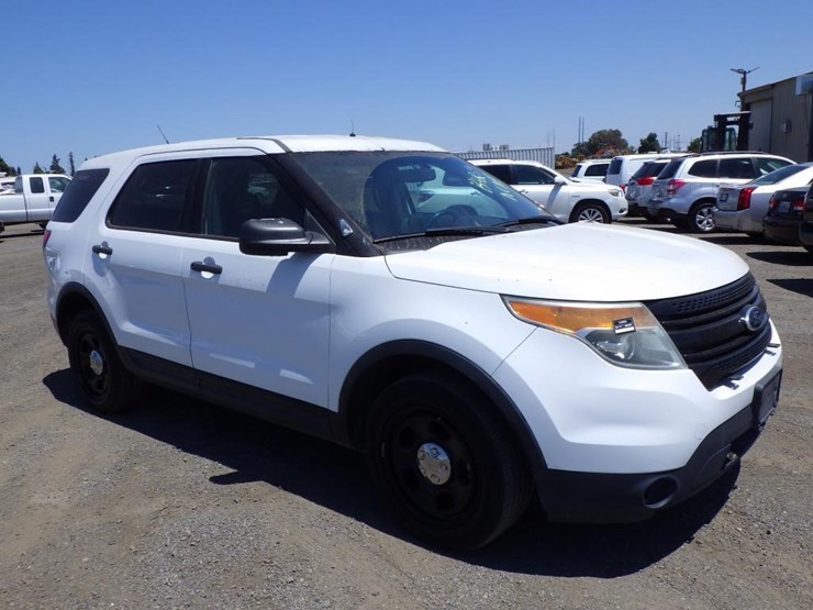 2013-ford-explorer-image-3