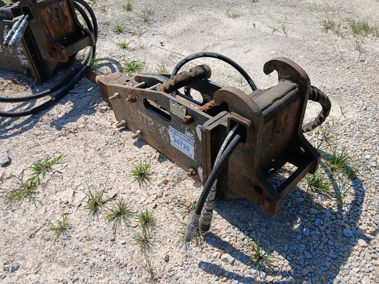 #20720-•-striker-hydraulic-hammer-excavator-attachment-image-3