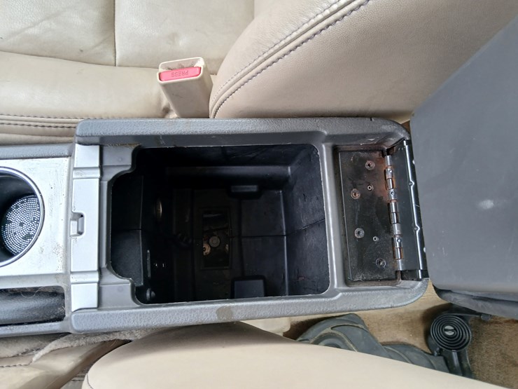 #20656-•-2012-ford-fusion-passenger-car-image-39