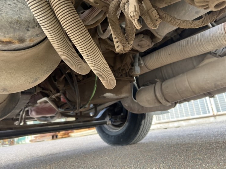 2015-ford-f750-image-28