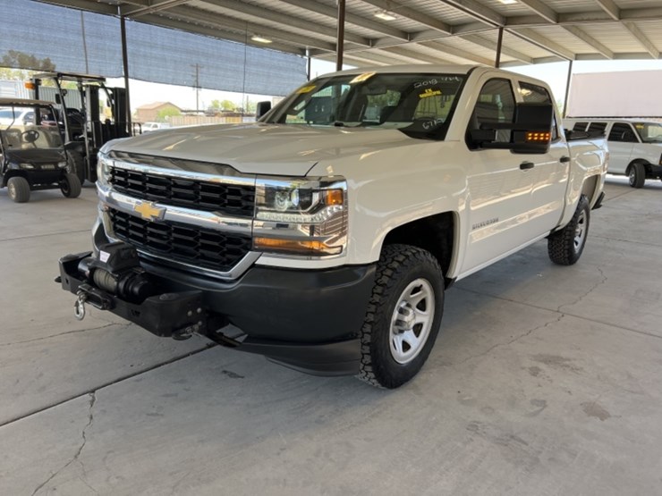 2018-chevrolet-silverado-1500-image-4