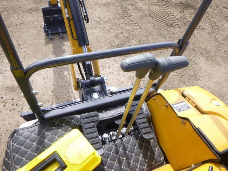 2025-sdlanch-sdle20-hydraulic-excavator-image-25