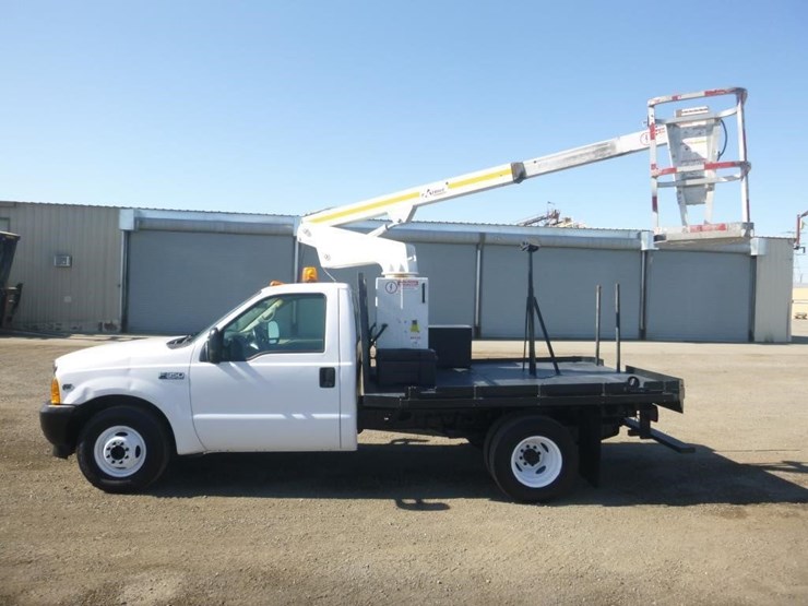 2001-ford-f350-image-9