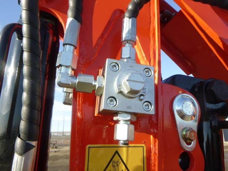 2025-tpm-16-hydraulic-excavator-image-15