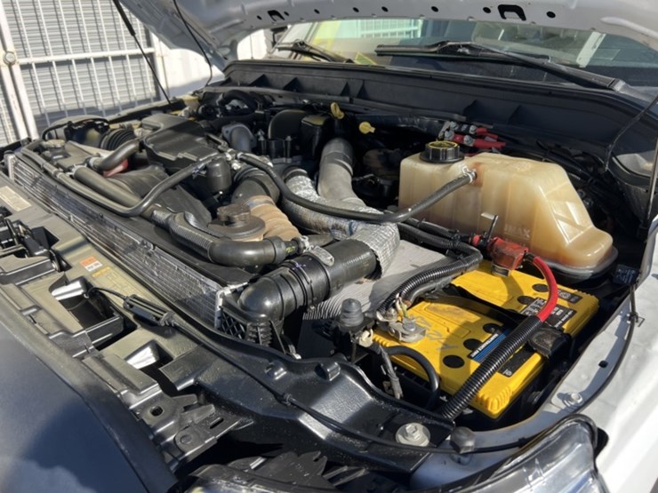2016-ford-f550-image-17