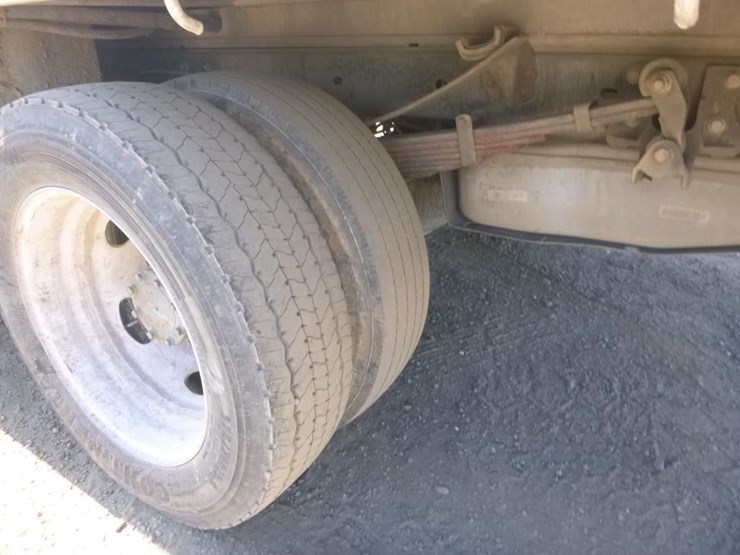 2016-ford-f550-image-21