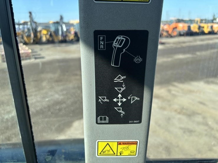2019-caterpillar-930m-image-35