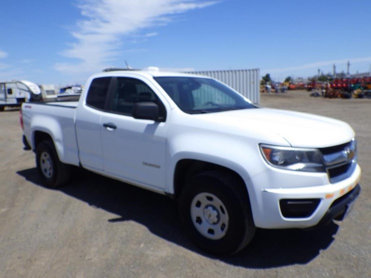 2016-chevrolet-colorado-image-2