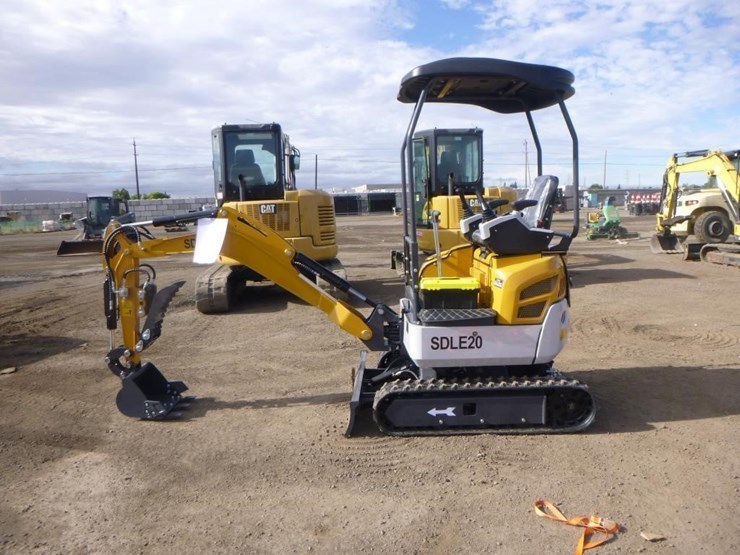 2025-sdlanch-sdle20-hydraulic-excavator-image-5