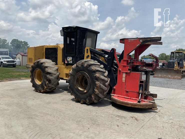 2015-caterpillar-573c-image-6