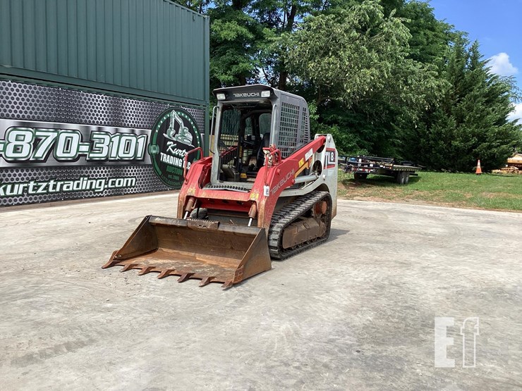 2019-takeuchi-tl8-image-10