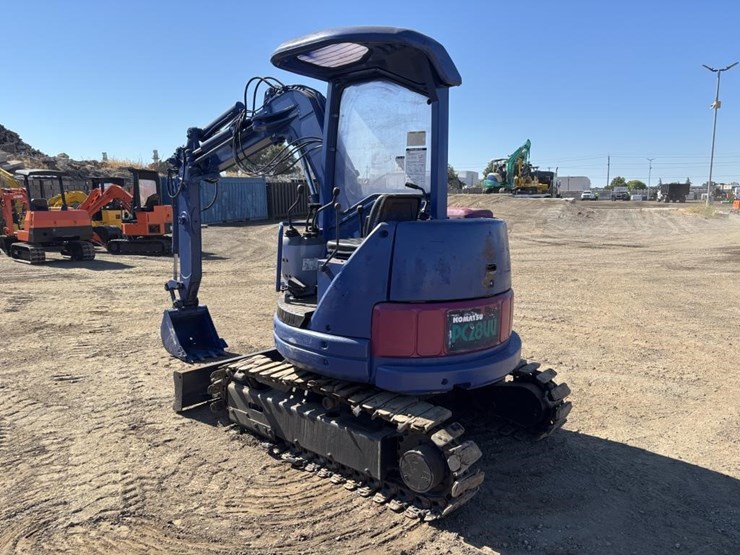 komatsu-pc28uu-image-4
