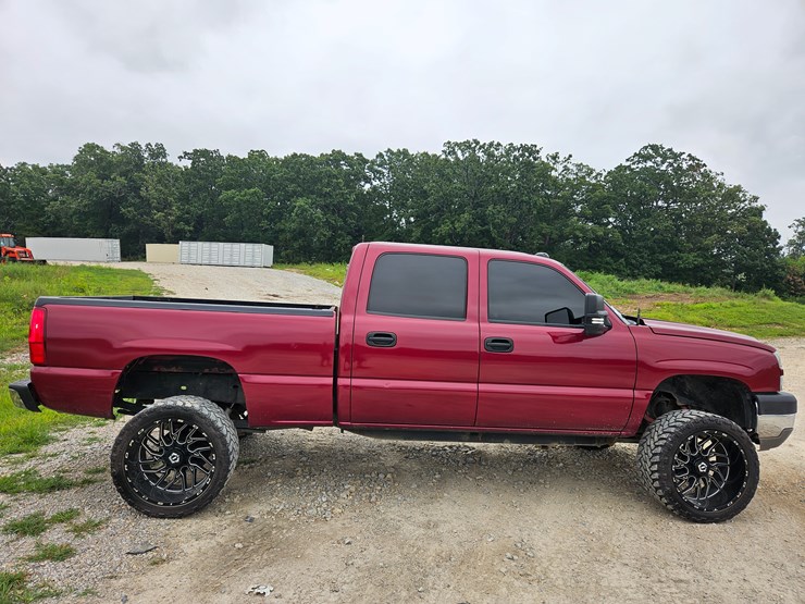 2005-chevrolet-silverado-image-20