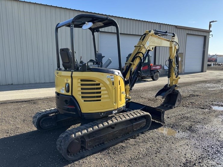2020-yanmar-vi035-hydraulic-excavator-image-3