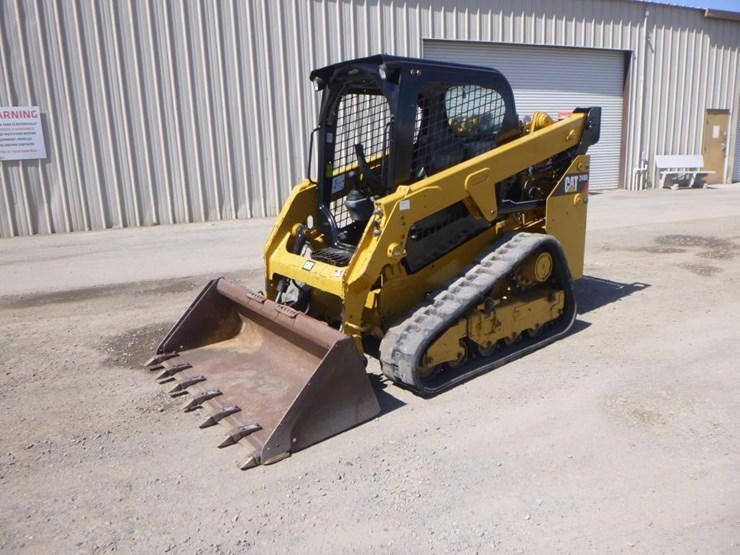 2019-caterpillar-249d-image-1