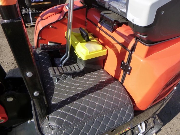 2025-tpm-16-hydraulic-excavator-image-21