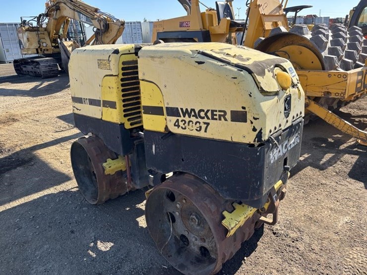 wacker-43097-trench-compactor-image-4