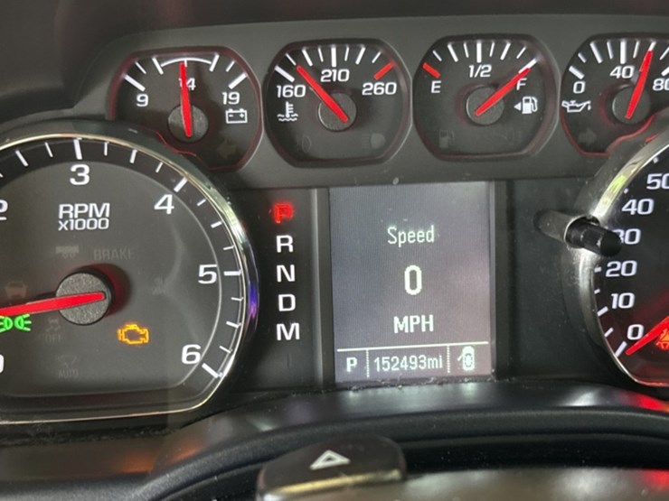 2015-chevrolet-silverado-1500-image-18