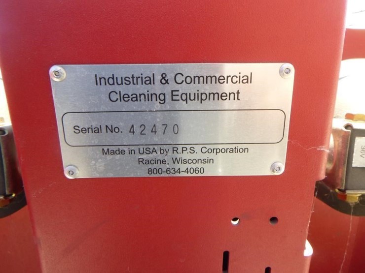 caterpillar-420-image-19