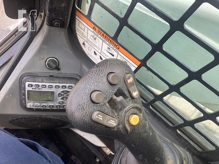 2020-bobcat-t870-image-17