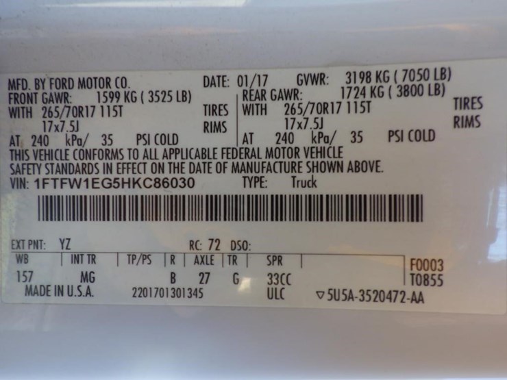2017-ford-f150-image-16