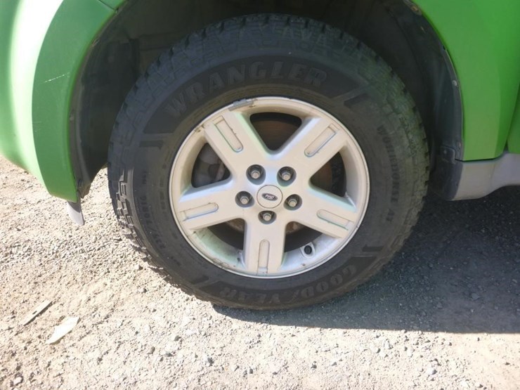 2009-ford-escape-image-14