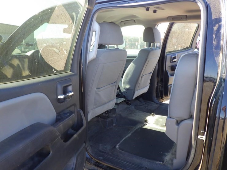 2017-chevrolet-1500-image-8