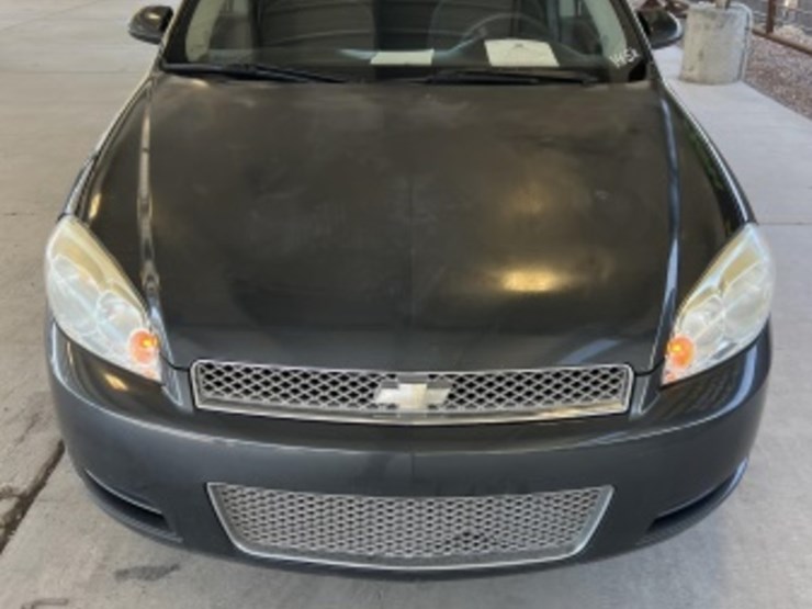 2014-chevrolet-impala-sdn-image-3