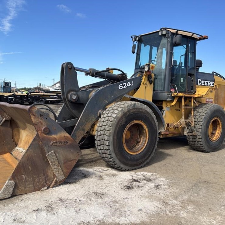 DEERE 624J