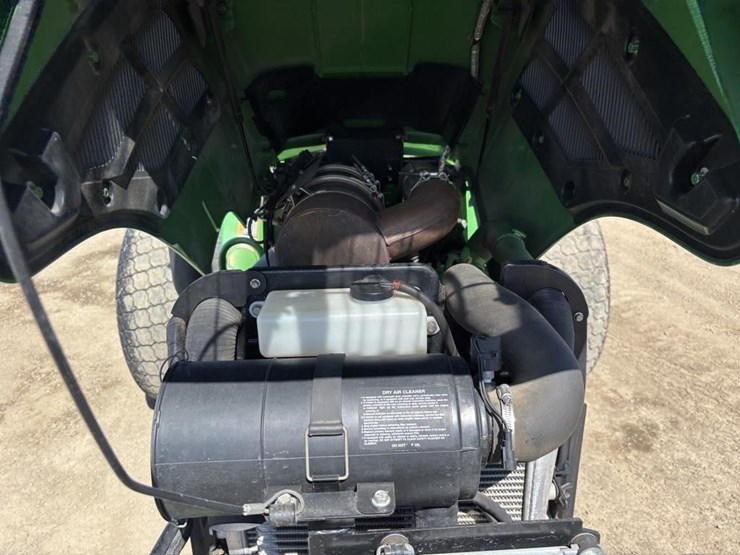 2016-john-deere-5055e-image-34