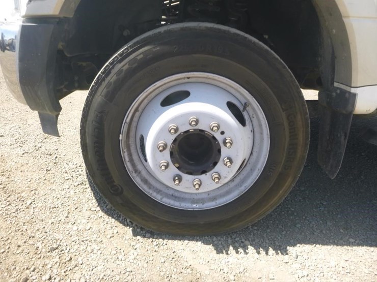 2017-ford-f450-image-17