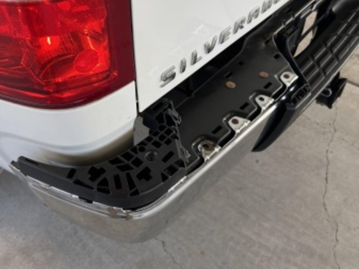 2013-chevrolet-silverado-2500hd-image-10