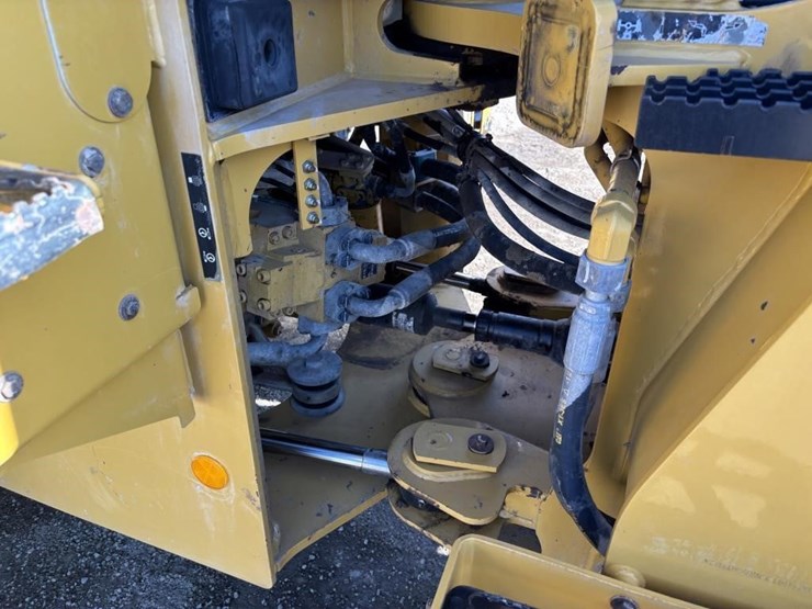 2019-caterpillar-930m-image-62