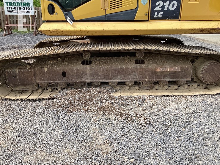 2014-komatsu-pc210-lc-10-image-2