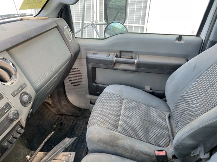 2015-ford-f750-image-24