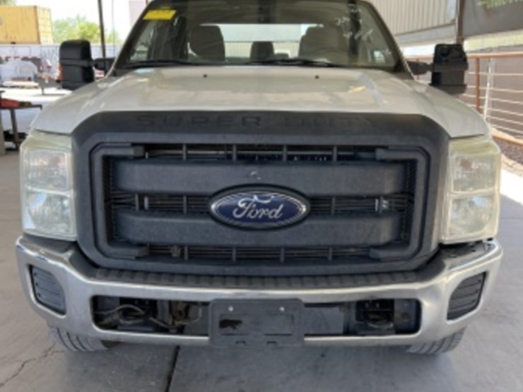 2018-ford-f350-image-3