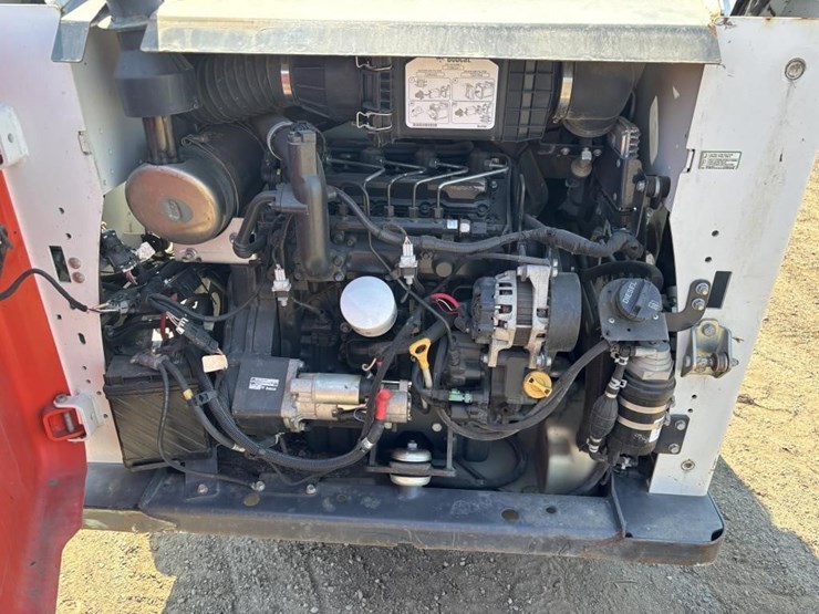 2018-bobcat-s550-image-29