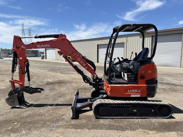 2021-kubota-u35-4-image-5