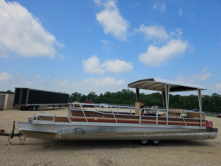 #18987-•-28ft-pontoon-boat-image-3