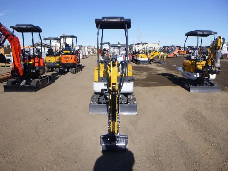 2025-sdlanch-sdle20-hydraulic-excavator-image-6